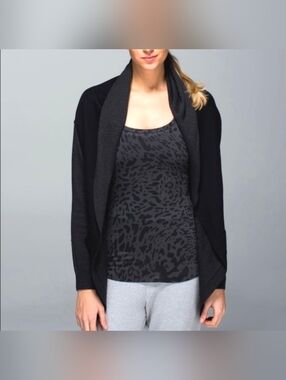 Lululemon Reversible Cabin Yogi Wrap Sweater Cardigan NO SIZE TAG PTP 23